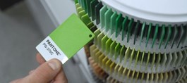 使用顏色匹配來定制成型零件